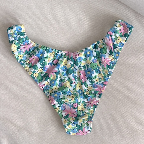 Pacsun Floral Bikini Bottoms - Picture 2 of 3